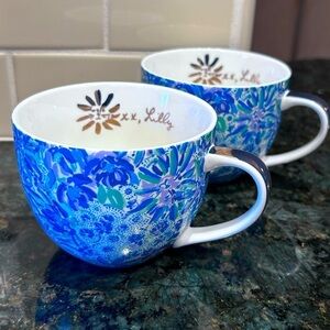 Lilly Pulitzer | Lion Around Blue Print Ceramic Mugs Tropical Vibe | Set of 2